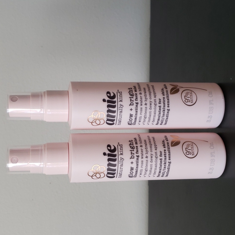 (2) amie Naturally Kind Glow & Bright Illuminating Face Mist. NIB